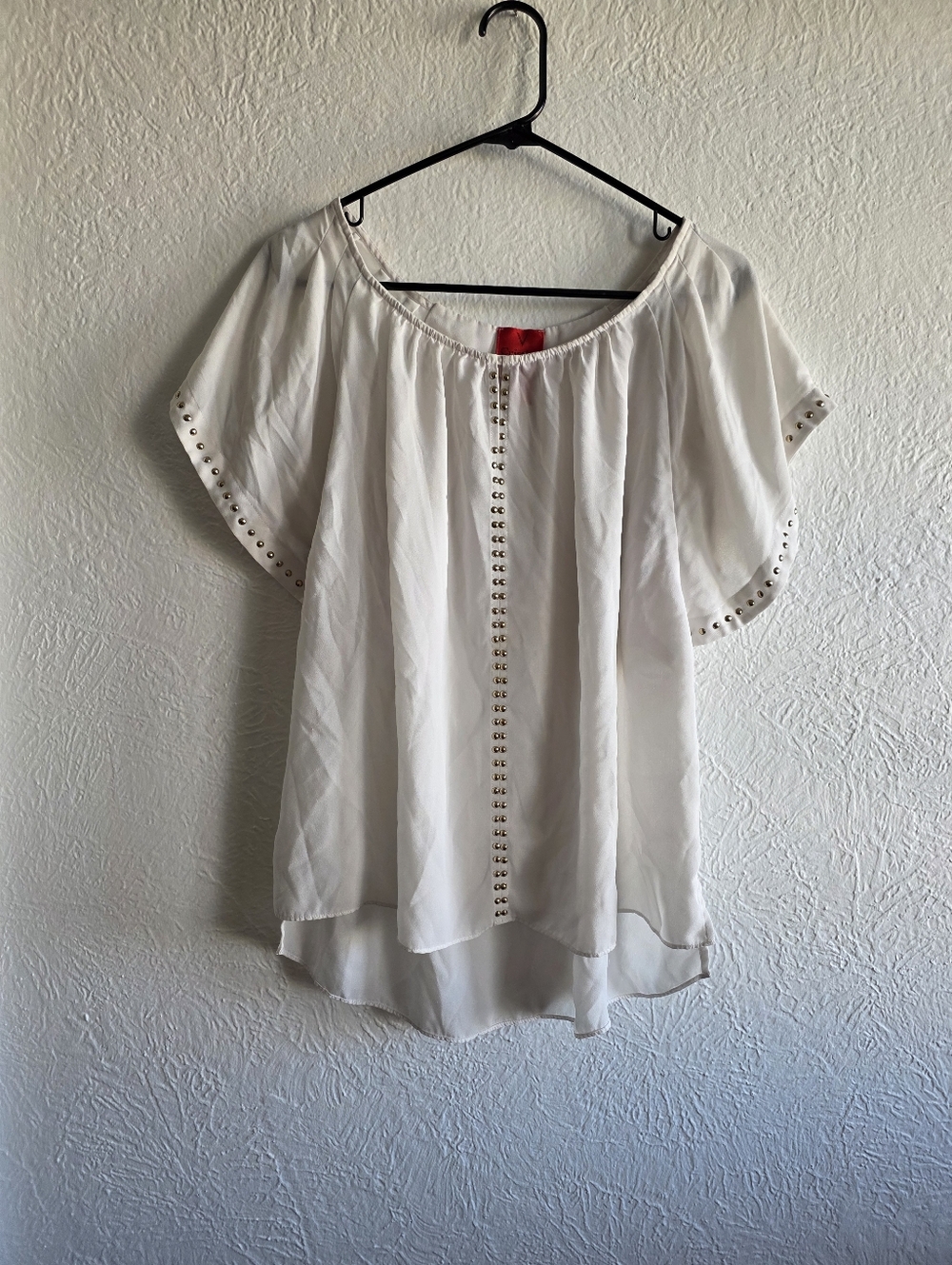 Vintage Women’s White Stud-Trim Off-Shoulder Peasant Blouse